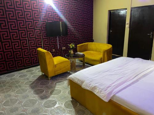 Foto de la galeria de AY Hotel Reloaded a Ikeja