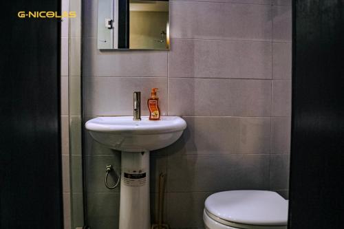 Phòng tắm tại 4 Bedroom Luxury Home, Lekki