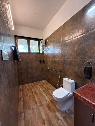 Φωτογραφία από το άλμπουμ του Estillo -River touch, Mountain view σε Mundhwa