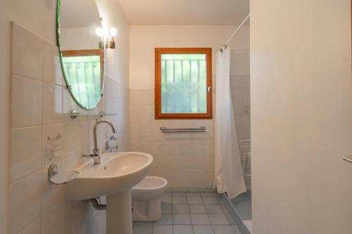 Koupelna v ubytování Maison de famille avec Jardin