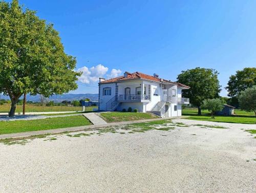 Themis Family Hideaway