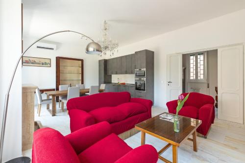Bright Family 5BR Apartment in Parioli