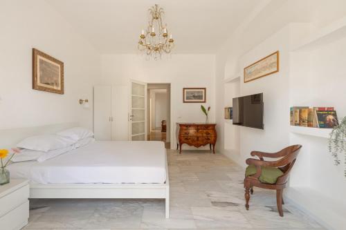Bright Family 5BR Apartment in Parioli