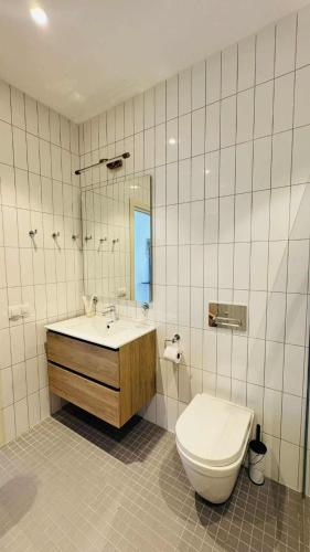 Ένα μπάνιο στο Green Cape Botanico Батуми