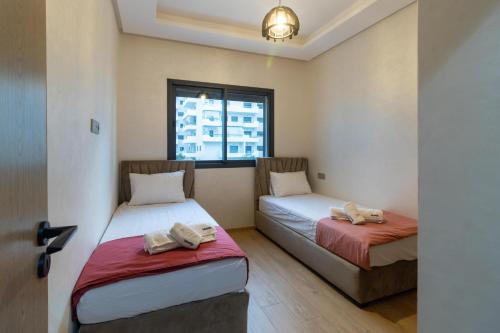 Ένα ή περισσότερα κρεβάτια σε δωμάτιο στο Beautiful apartment with pool view