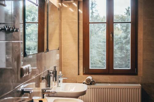 Ένα μπάνιο στο Samota 88