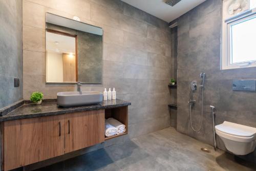 Koupelna v ubytování SaffronStays Pebble House