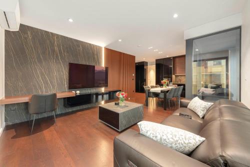 Skyline Luxury Residence Jana