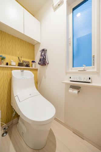 QiQi House Elegance in Sumida Yahiro Skytree Views & High-End Comfort for 6 people