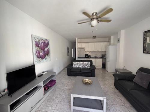 One Bedroom 2 Persons Apartment 4 Nights min stay