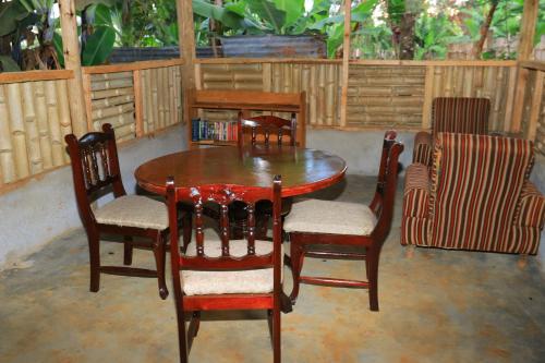 Φωτογραφία από το άλμπουμ του Nancy's Farm House σε Chuka