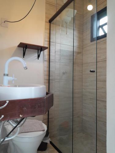 Koupelna v ubytování Bangalô Praia da Ferrugem