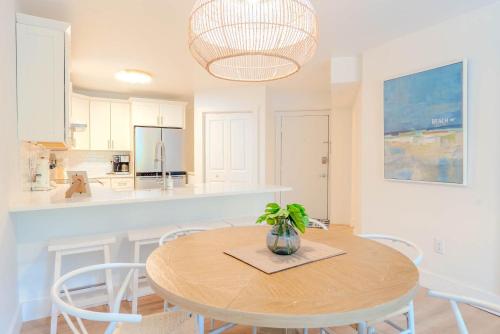 Bright Coastal Retreat Villa Near Coligny & Beach photo 11