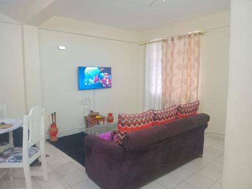 Μια τηλεόραση ή/και κέντρο ψυχαγωγίας στο Brames Homes