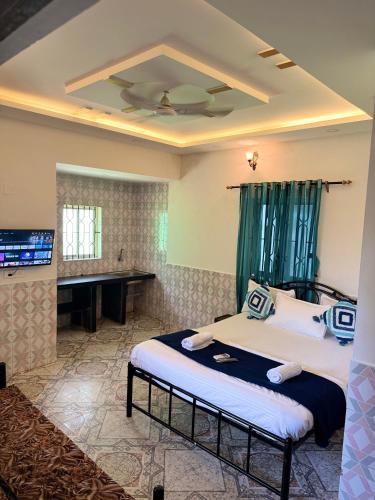 Postel nebo postele na pokoji v ubytování D Guest House