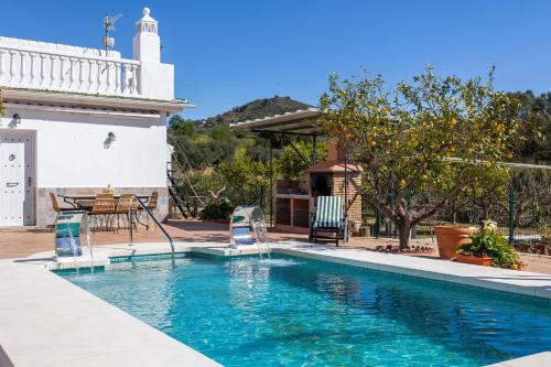 Riad Paraíso en plena naturaleza con piscina privada en Málaga