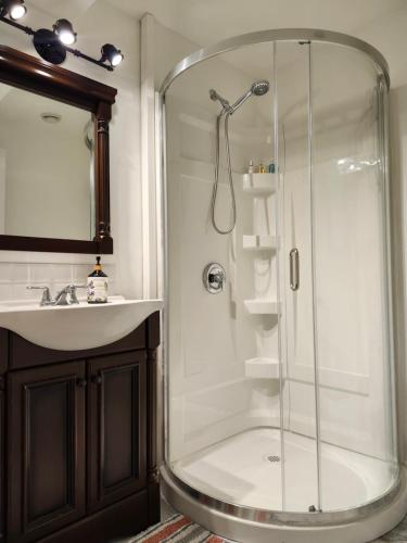 Gallery image of 12 Royal Masts Way in Halifax