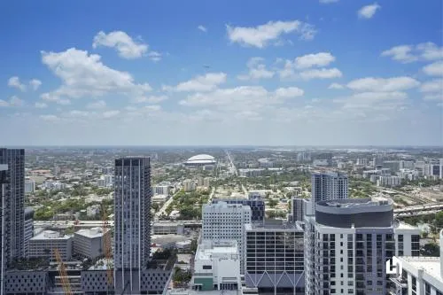 Stylish Apartments with Partial Ocean Views in Downtown! photo 153