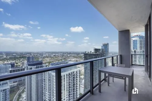 Stylish Apartments with Partial Ocean Views in Downtown! photo 152