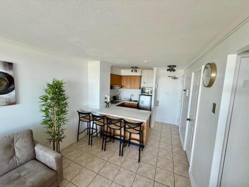 Η κουζίνα ή μικρή κουζίνα στο Departamento Playa Cochoa, Reñaca