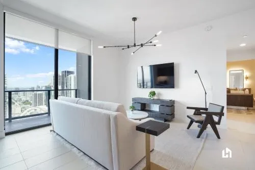 Stylish Apartments with Partial Ocean Views in Downtown! photo 137
