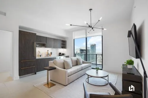Stylish Apartments with Partial Ocean Views in Downtown! photo 131
