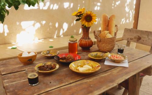 Jídlo v penzionu – hostince nebo okolí