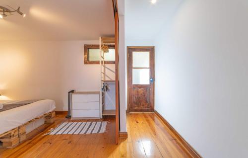 Cozy Bica Flat with Balcony