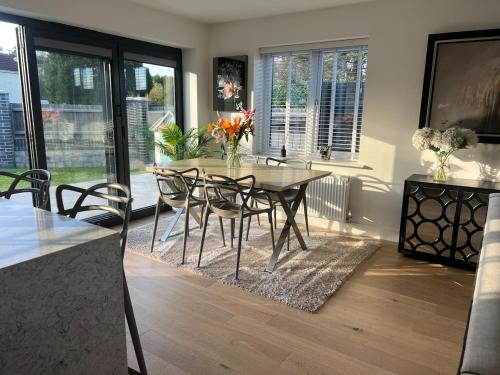 Et opholdsområde på 3 Bungalow-Parking-WiFi-Long Stays