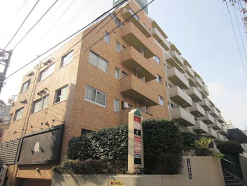 Studio in the center of Shibuya 渋谷道玄坂