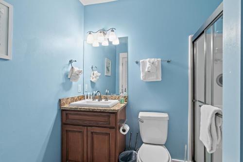 5BR One Block to Beach- Hot Tub- Pool- Golf Cart- Pets photo 28