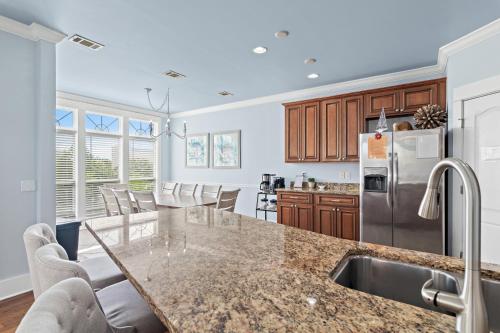 5BR One Block to Beach- Hot Tub- Pool- Golf Cart- Pets photo 13