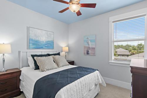 5BR One Block to Beach- Hot Tub- Pool- Golf Cart- Pets photo 20