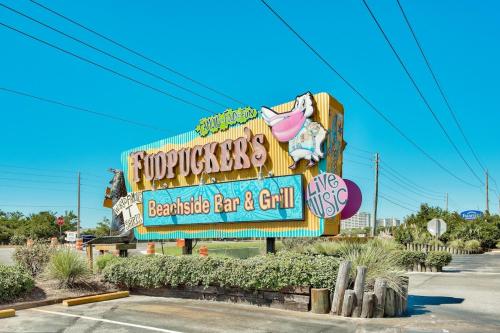 5BR One Block to Beach- Hot Tub- Pool- Golf Cart- Pets photo 44