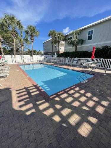 5BR One Block to Beach- Hot Tub- Pool- Golf Cart- Pets photo 46