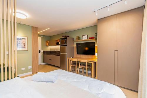 Η κουζίνα ή μικρή κουζίνα στο Studio Completo p/ 4 pessoas no All Batel -BAT1714