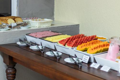 Makanan di atau berdekatan hotel