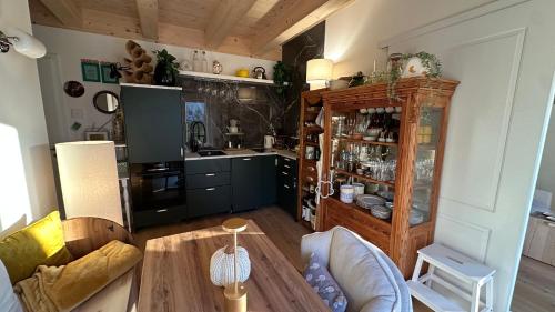 Кухня или мини-кухня в Villa Barka
