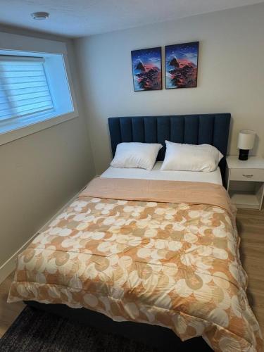 Ένα ή περισσότερα κρεβάτια σε δωμάτιο στο Comfy Apartment