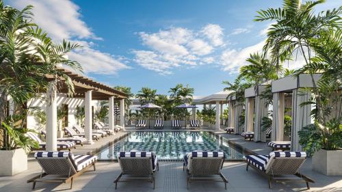 Bazén v ubytování The Avenue Hotel Coral Gables nebo v jeho okolí