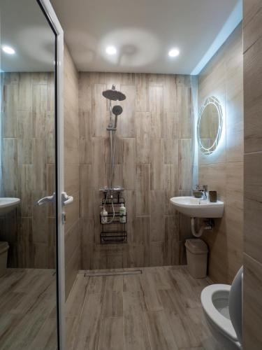 Gambar di galeri bagi Modern Vitosha View Apartment with Free Parking di Bŭnzareto