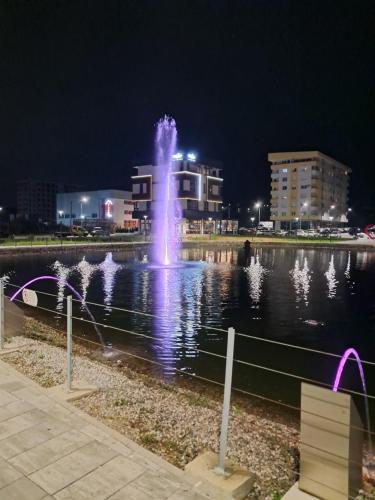 Θέα στο ποτάμι κοντά σε αυτό το διαμέρισμα