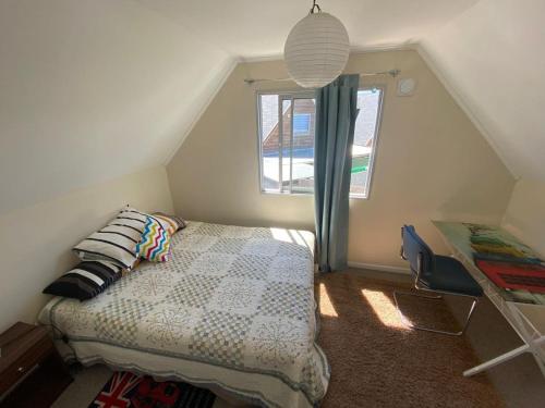 Postel nebo postele na pokoji v ubytování Habitación 2P cerca de Mall plaza, Cacino Talca, UCM