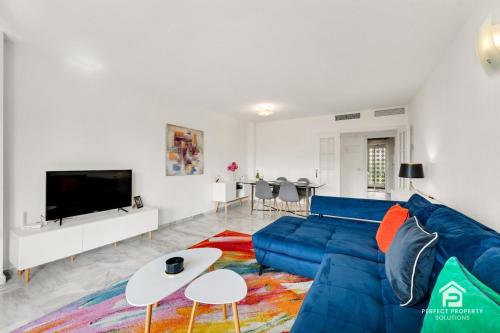 Bright and spacious 2BR with terrace in Costalita
