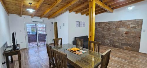 Μια τηλεόραση ή/και κέντρο ψυχαγωγίας στο Franceses