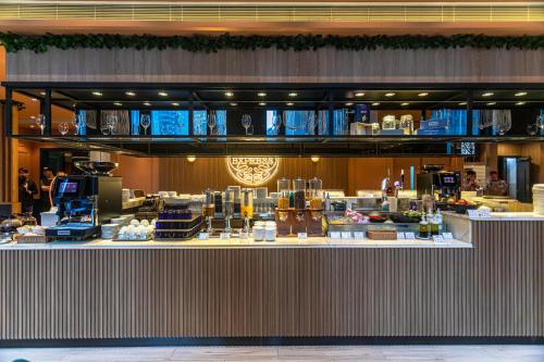 Jídlo v hotelu nebo okolí