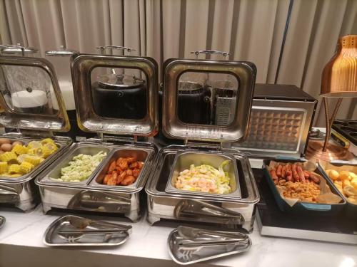 Φαγητό σε αυτό το ξενοδοχείο ή κάπου εκεί κοντά