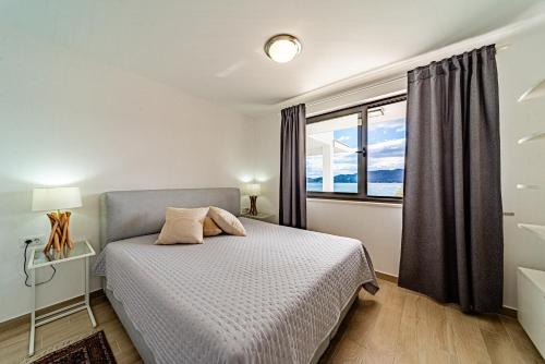 Apartments by the sea Viganj, Peljesac - 24663