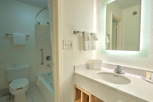Hotel Carolina photo 37