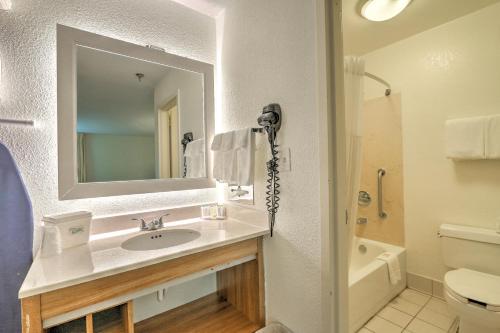 Hotel Carolina photo 32